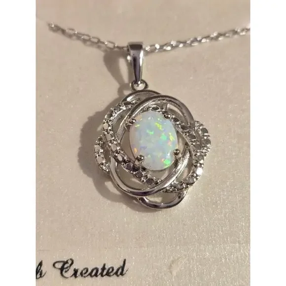 Opal Pendant with 18" chain - Picture 1 of 4